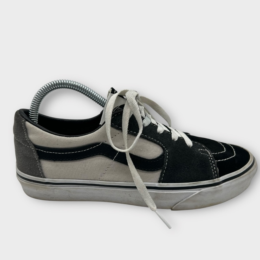 Vans Old Skool Unisex‎ Men’s 7.5 Women’s 9 Black White Classic Skate Shoes Suede